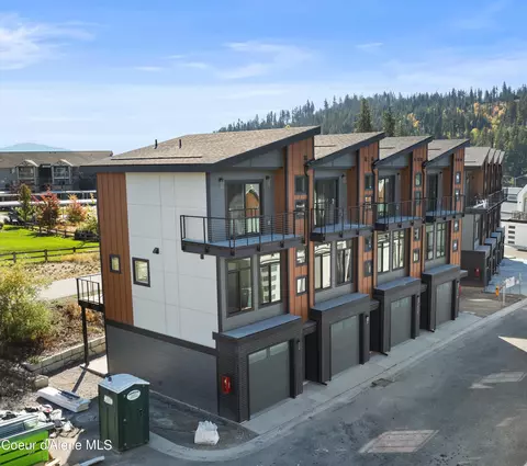 2994 N Suzanne Ct, Coeur D'alene, ID 83814