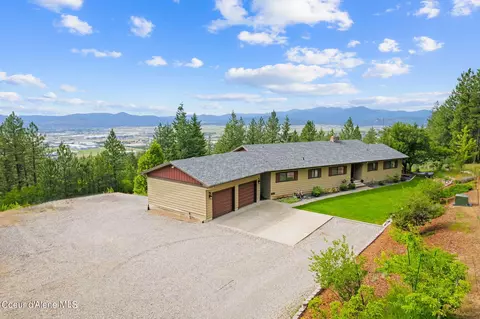 522 S Manor Heights Dr, Post Falls, ID 83854