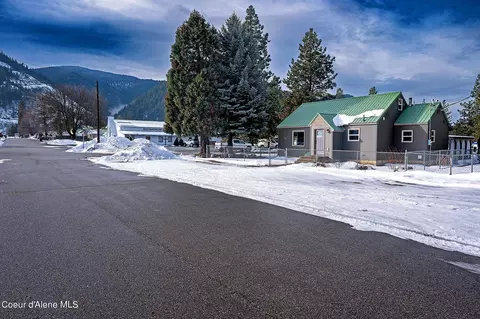 302 N Second St, Osburn, ID 83849 photo 2