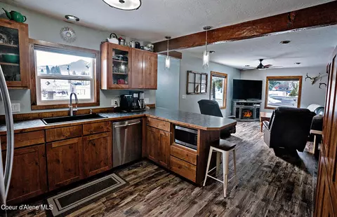 302 N Second St, Osburn, ID 83849 photo 6