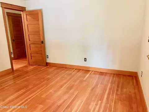 Bedroom - 49 Whodathunkit Rd, Sandpoint, ID 83864 photo 5 of 8