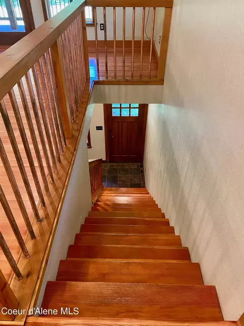 Entry Way - 49 Whodathunkit Rd, Sandpoint, ID 83864 photo 2 of 5