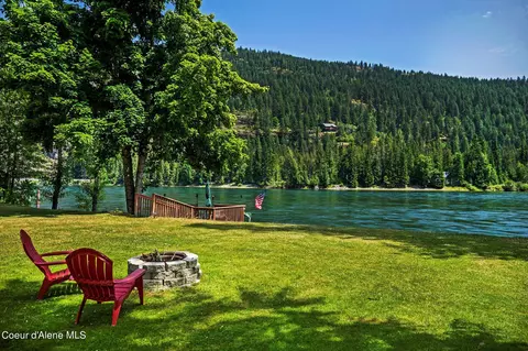 199 Riverlake, Clark Fork, ID 83811