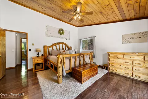 Bedroom - 13101 E Shadow Ln, Athol, ID 83801 photo 1 of 4