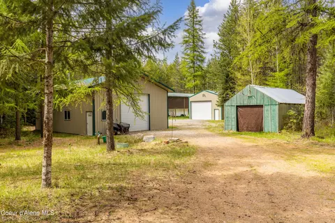 Exterior - 13101 E Shadow Ln, Athol, ID 83801 photo 13 of 15