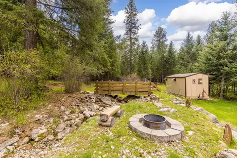 Exterior - 13101 E Shadow Ln, Athol, ID 83801 photo 6 of 15