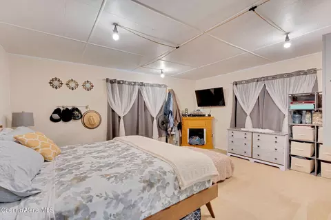 110 S Elm St, Kellogg, ID 83837 photo 9