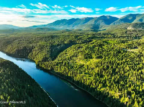 Nka Us-2, Moyie Springs, ID 83845