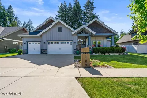 11873 N Rocking R Rd, Hayden, ID 83835