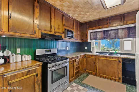 320 Park St, Mullan, ID 83846 photo 8