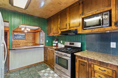 320 Park St, Mullan, ID 83846 photo 7