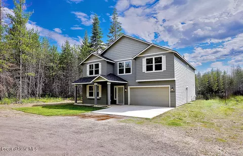 20663 N Crooked Rock Ln, Rathdrum, ID 83858