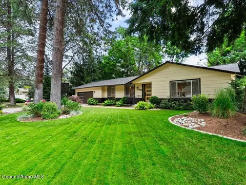 2910 E Fernan Ct, Coeur D'alene, ID 83814