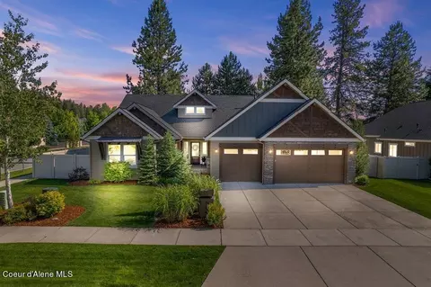 998 E Maroon Creek Dr, Hayden, ID 83835