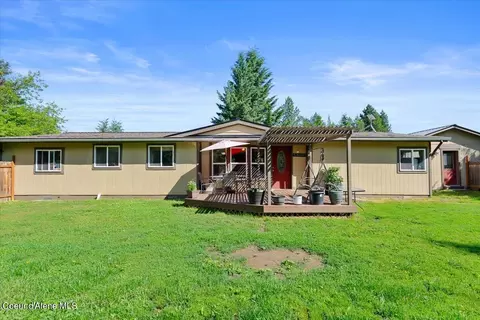 231 Westmond Rd, Sagle, ID 83860