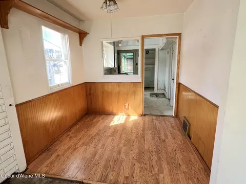 Dining - 112 E Market Ave, Kellogg, ID 83837 photo 1 of 1