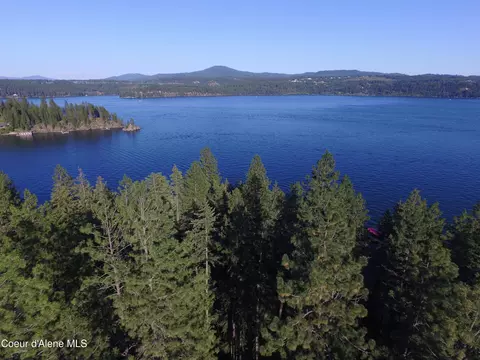 1755 W Valhalla Rd, Coeur D'alene, ID 83814