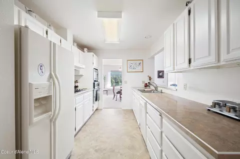Kitchen - 204 E 1st Ave # E-17, Post Falls, ID 83854 photo 1 of 3