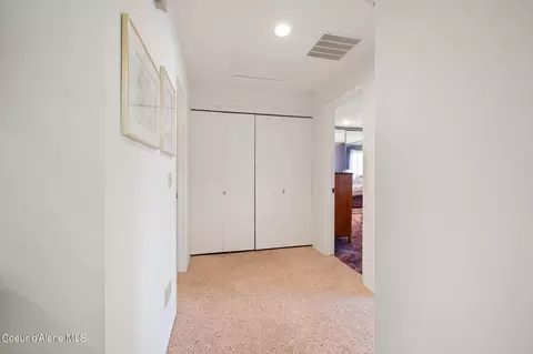 Entry Way - 204 E 1st Ave # E-17, Post Falls, ID 83854 photo 2 of 2