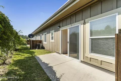 Exterior - 1602 Pine St #9, Sandpoint, ID 83864 photo 2 of 6