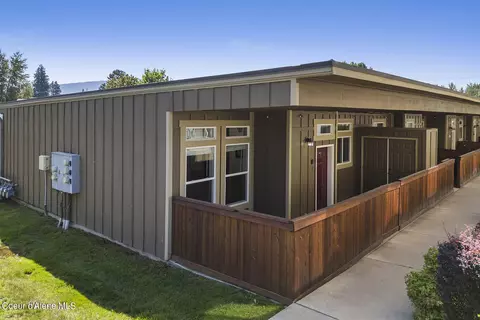 1602 Pine St #9, Sandpoint, ID 83864