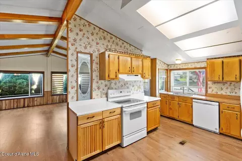 1704 E Strand Ave, Post Falls, ID 83854 photo 10