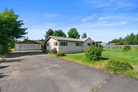 1704 E Strand Ave, Post Falls, ID 83854 photo 2