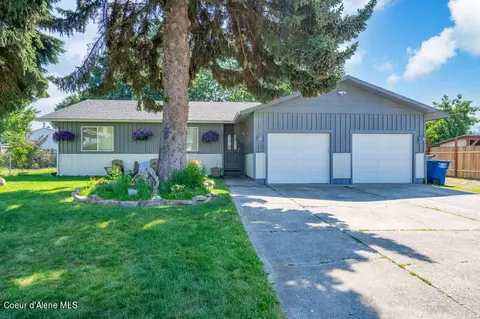 11126 N Jonathan St, Hayden, ID 83835