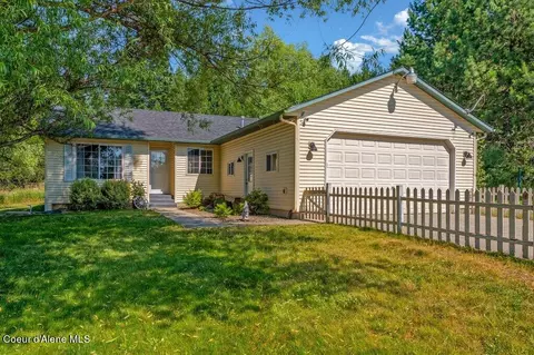 18444 N Rimrock Rd, Hayden, ID 83835
