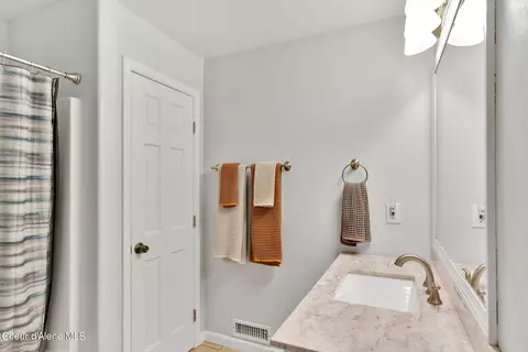 Bath - 26870 N Silver Meadows Loop, Athol, ID 83801 photo 3 of 4