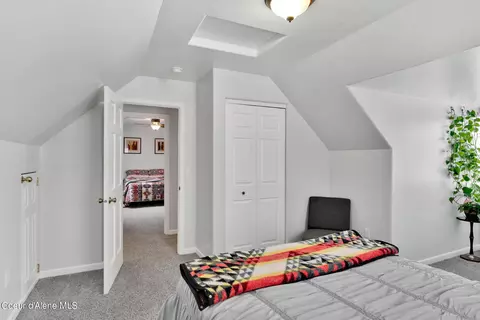Bedroom - 26870 N Silver Meadows Loop, Athol, ID 83801 photo 4 of 7