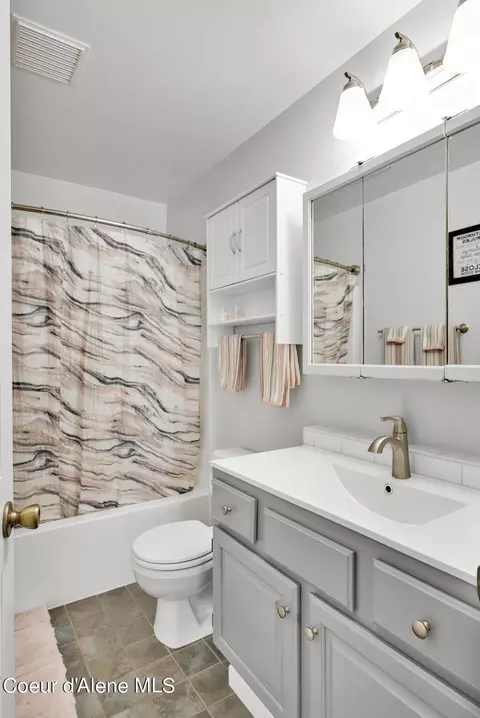 Bath - 26870 N Silver Meadows Loop, Athol, ID 83801 photo 1 of 4