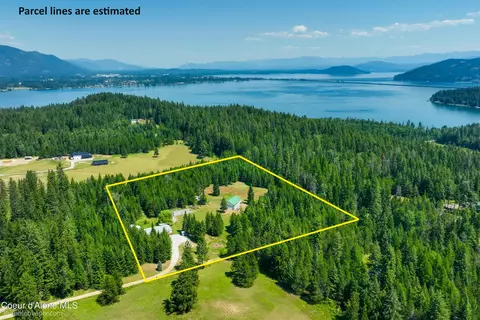 713 Spades Rd, Sagle, ID 83860
