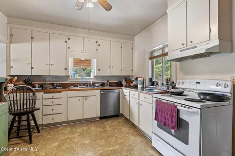 106 W Elder Ave, Kellogg, ID 83837 photo 8