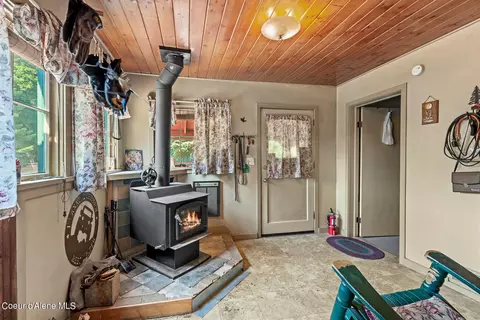 106 W Elder Ave, Kellogg, ID 83837 photo 9