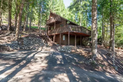 5880 E Hayden Lake Rd, Hayden, ID 83835