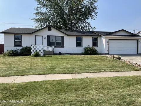 7410 W Robin Rd, Rathdrum, ID 83858