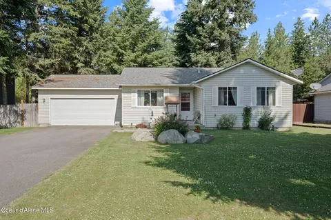 20955 N Lonesome Ln, Rathdrum, ID 83858