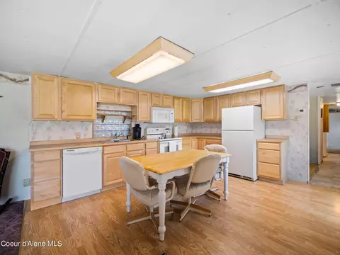 Kitchen - 5959 E Lorraine Dr, Athol, ID 83801 photo 1 of 4