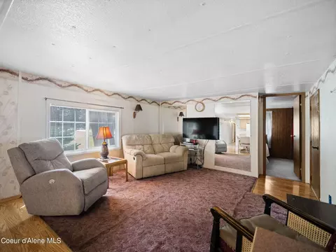 Living - 5959 E Lorraine Dr, Athol, ID 83801 photo 2 of 2