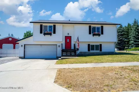 1185 N Forsythia St, Post Falls, ID 83854