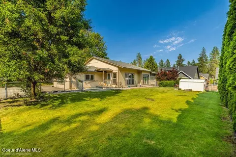 9678 N Hillview Dr, Hayden, ID 83835