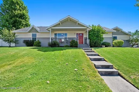 32910 N 6th Ave, Spirit Lake, ID 83869