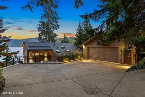 5603 E Hayden Lake Rd, Hayden, ID 83835