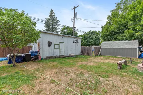 Exterior - 212 E 2nd Ave, Post Falls, ID 83854 photo 5 of 8