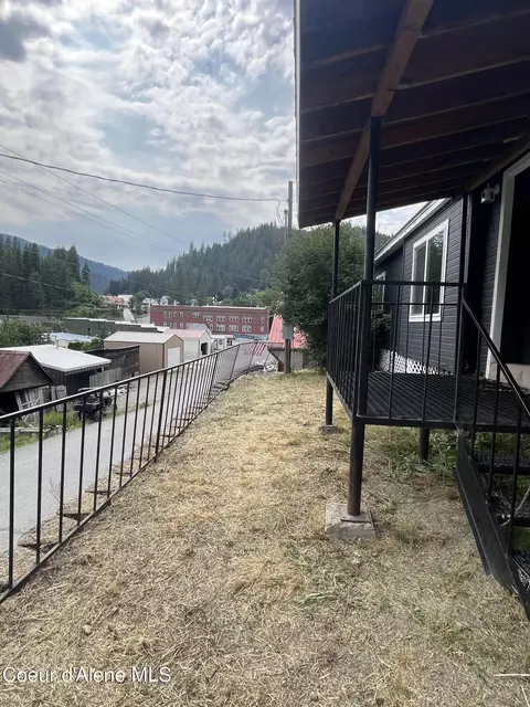 Exterior - 301 Pine St, Mullan, ID 83846 photo 5 of 7