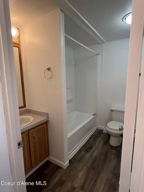 Bath - 301 Pine St, Mullan, ID 83846 photo 2 of 2