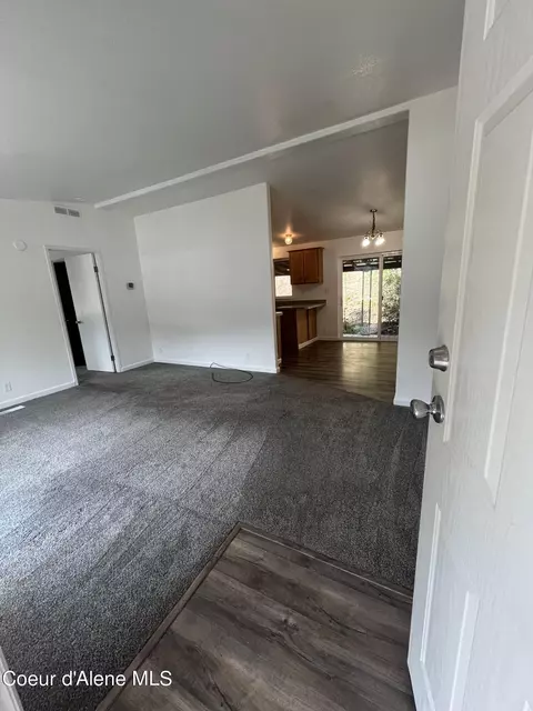 Entry Way - 301 Pine St, Mullan, ID 83846 photo 1 of 2