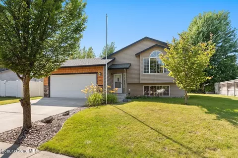 2347 N Bunchgrass Dr, Post Falls, ID 83854