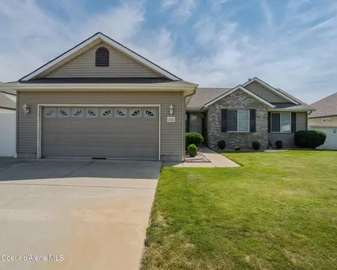 2822 N Dandelion St, Post Falls, ID 83854